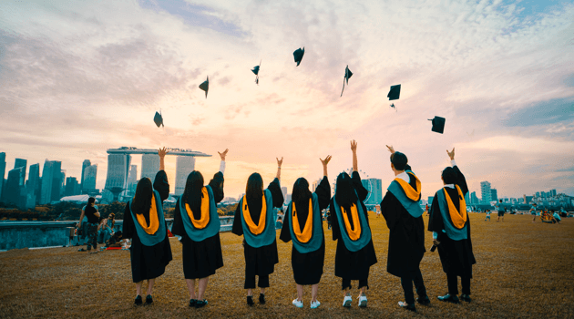 Carreras y universidades con los sueldos más altos al egresar